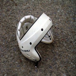 Pesäpallo - Helmet