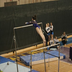 Uneven bars