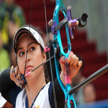 Sara Lopez Archery