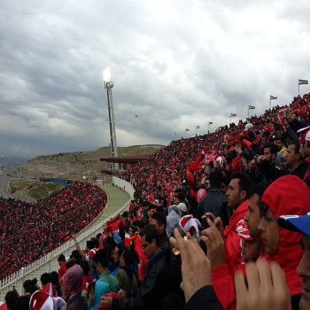 Yadegar-e Emam Stadium