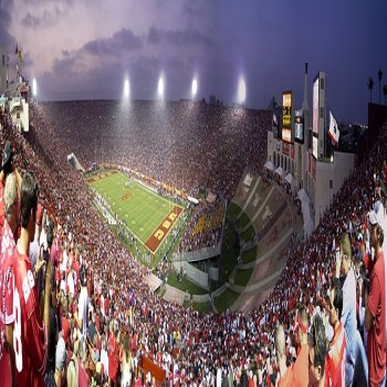 Third quarter of the major regular season college football game between the visiting No. 5 Ohio State Buckeyes and the No. 1 USC Trojans at the L.A. Coliseum on September 13, 2008; USC would win, 35-3.