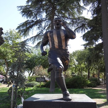 Alex statue