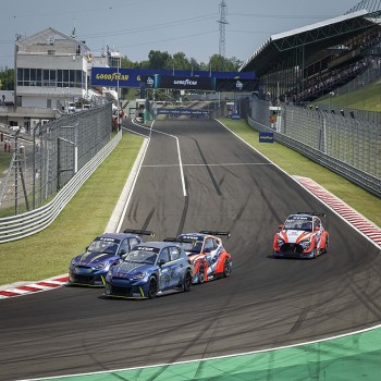 FIA ETCR 2022, Race 2 - Hungaroring, Hungary. Copyright: Cupra Racing