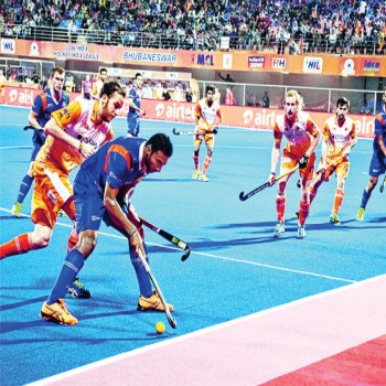 Players during the HIL match