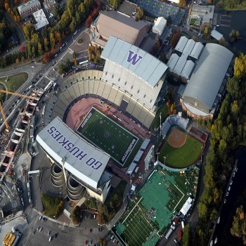 An aerial view of Husky Stadium as seen the day before the start of the 2011 renovation project. "Go Huskies" and the "W" logo were painted on the north and south decks in September 2008