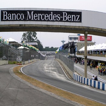 Autodromo Jose Carlos Pace main straight