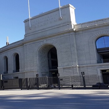 California Memorial Stadium view of the northern gate, December 2015