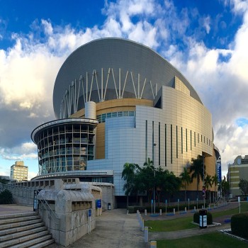 Side view (west) of the Choliseo, 2017