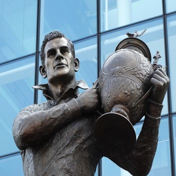 World Cup and three time Challenge Cup winner Eric Ashton centres a statue of five rugby league legends outside Wembley.