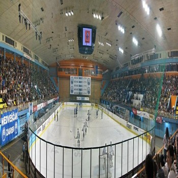 Panoramic view inside the arena