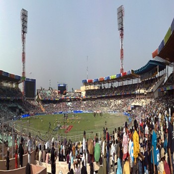 Panoramic View of the Eden Gardens Stadium during IPL 2008. Note that it was pre-renovation and had benches rather than individual seats. In this configuration, the stadium could seat over 98,000 fans on game day