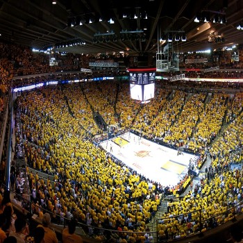 A record-breaking crowd watching the Warriors in the 2007 NBA playoffs.