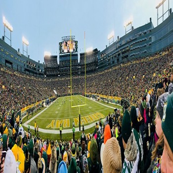 Lambeau Field in December 2016 showing the south end zone expansion during a game versus the Seattle Seahawks