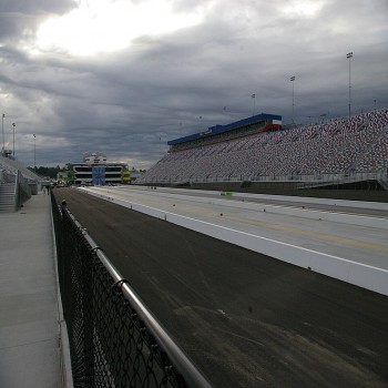 zMAX Dragway at Lowe's Motor Speedway