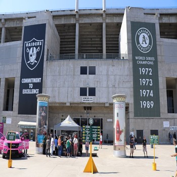 Gate at the Oakland Coliseum, September 10, 2017