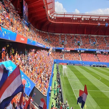 Stade du Hainaut Netherlands Cameroon Valenciennes