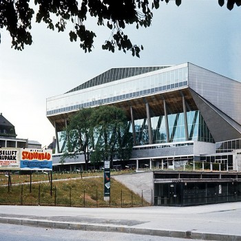 tadthalle Vienna, view from Hütteldorfer street before erection of later extensions