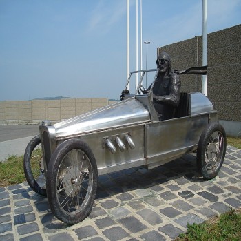 Statue of Ferenc Szisz in Mogyoród (Hungary) at the main entrance of the Hungaroring.