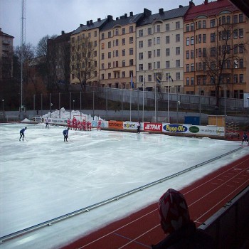 Zinkensdamms IP. A corner situation during the match between Djurgårdens IF and Gustavsberg.