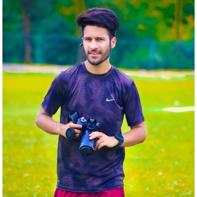 Adnan rasheed Naikoo