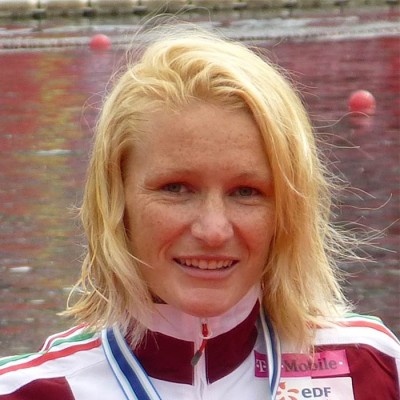 Natasa Dusev-Janics