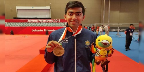 The Rising Star of Indian Table Tennis - Harmeet Desai