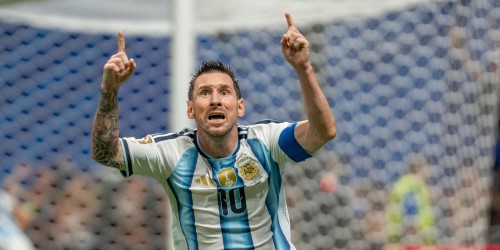 Messi missed out FIFA 21 Team of the Year for the first-time...