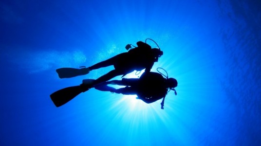 Saddam Al-Kilany sets new World Record in Scuba Diving, spen...