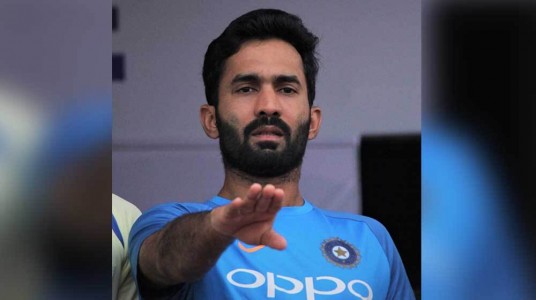 IPL 2020: Dinesh Karthik handed over KKR Captaincy to Eoin M...