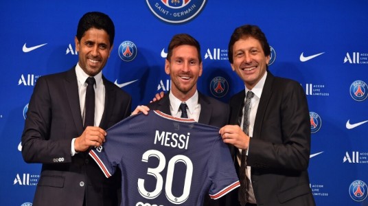 Lionel Messi joined Paris Sain...