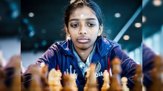 Grandmaster R Vaishali emerged victorious in Asian Online Na...